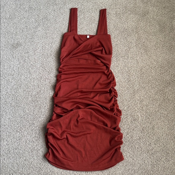 D218 NWOT LYANER Cut Out Twist Knot Front Ruched Bodycon Tank Mini Dress Size: S - Picture 2 of 6
